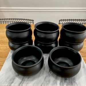 Cauldron bowls